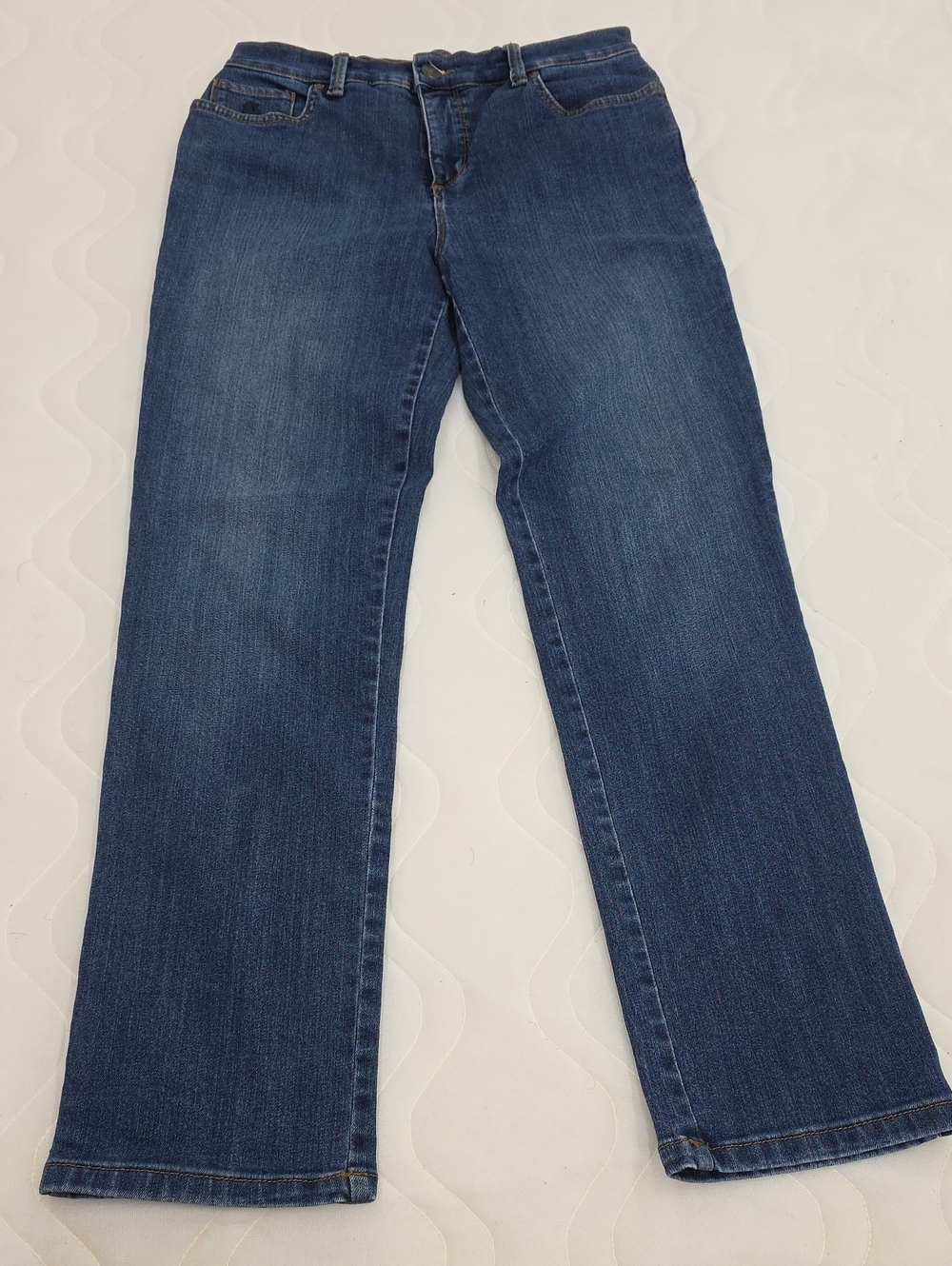 Gloria Vanderbilt Ananda Women's Classic Straight-Leg Jeans in Dark Blue